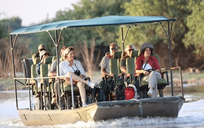 Boat Safari, Nyerere