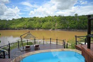 Serena Mivumo River Lodge